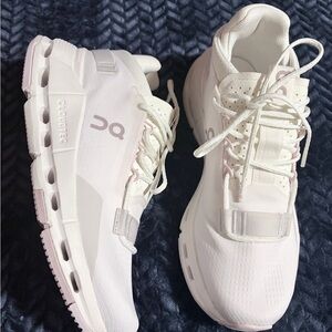 On Running Women's Cream Cloud Sneakers
